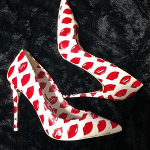 ALDO Heels w/ lips